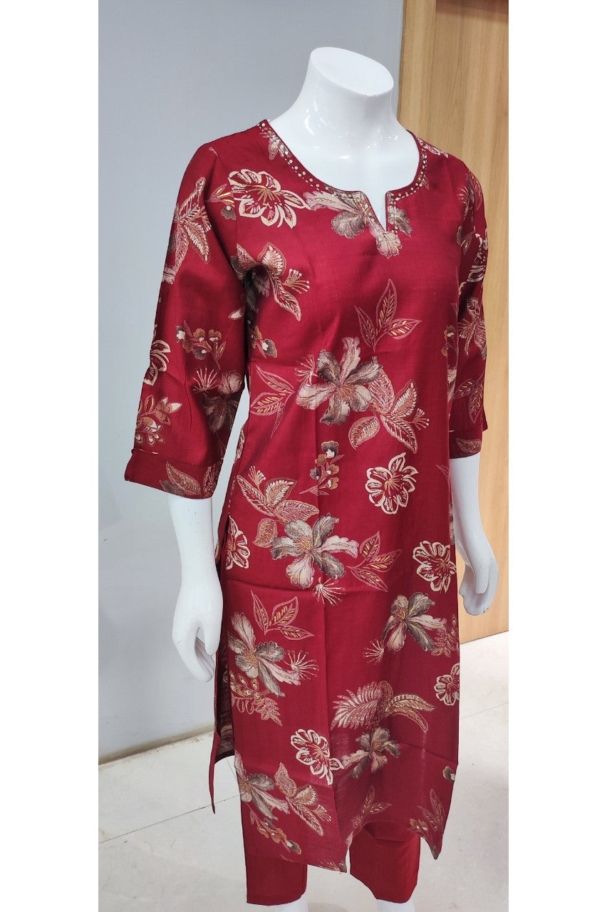 Casual Wear Kurti Set paired with Chiffon Dupatta