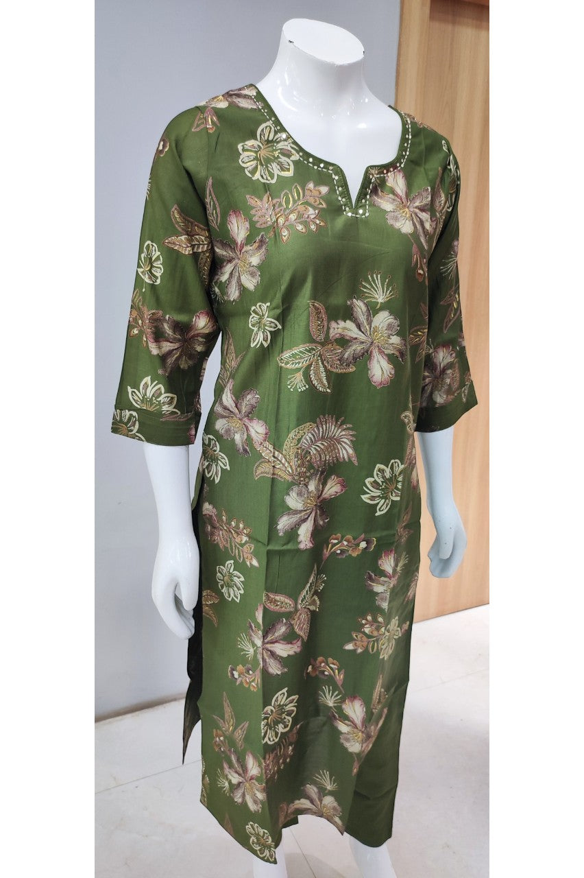 Casual Wear Kurti Set paired with Chiffon Dupatta