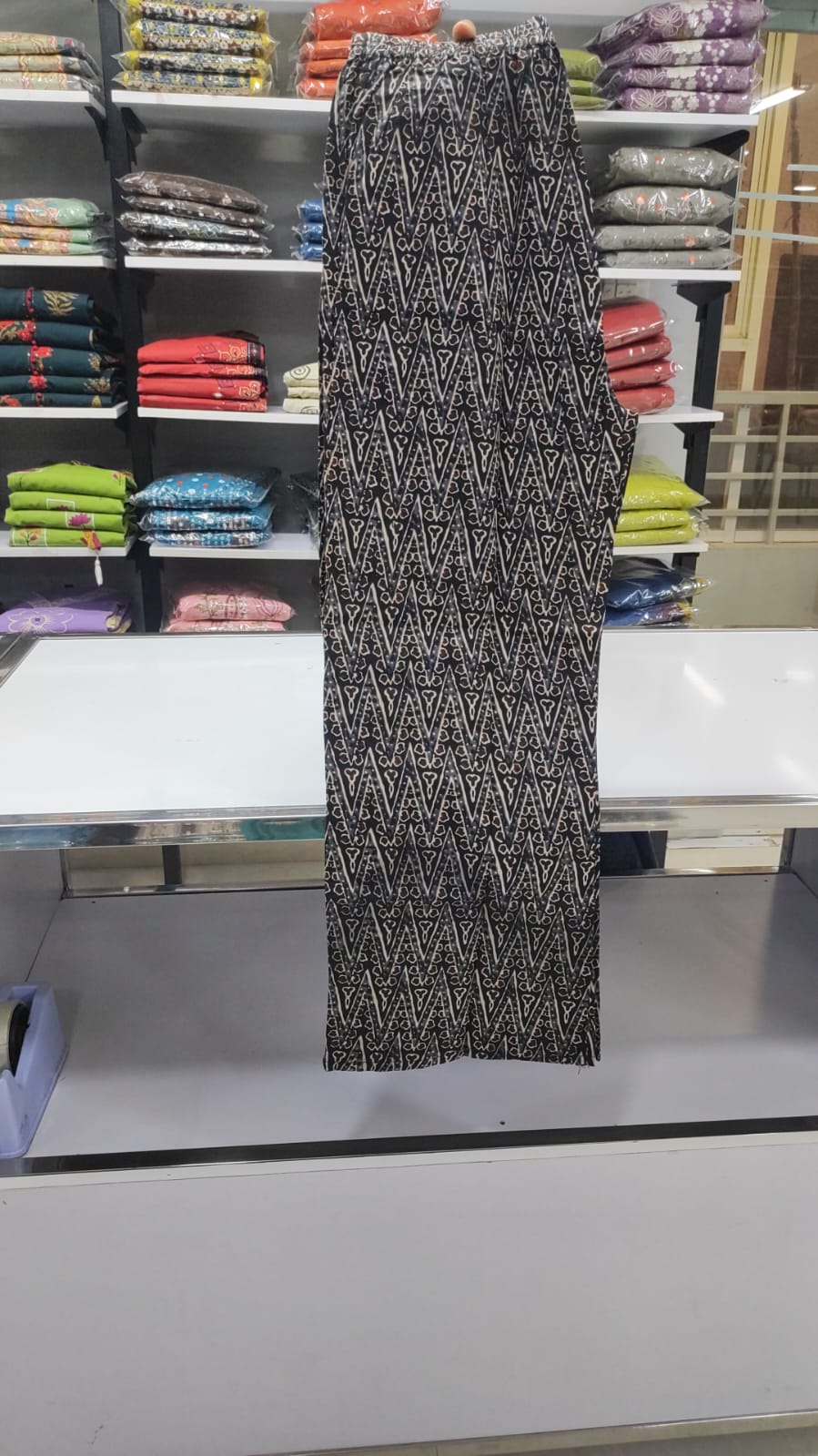 Kurti Set with Contrast Palazzo