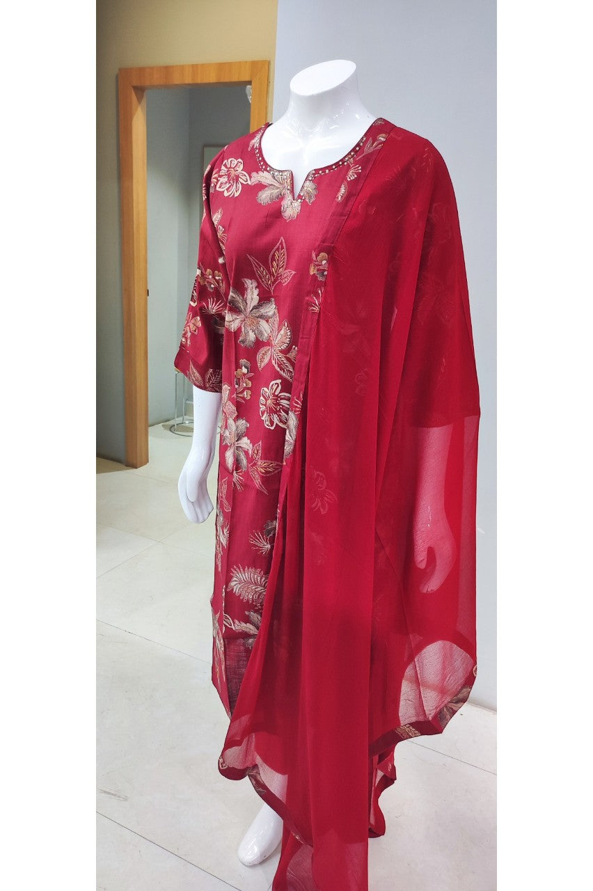 Casual Wear Kurti Set paired with Chiffon Dupatta