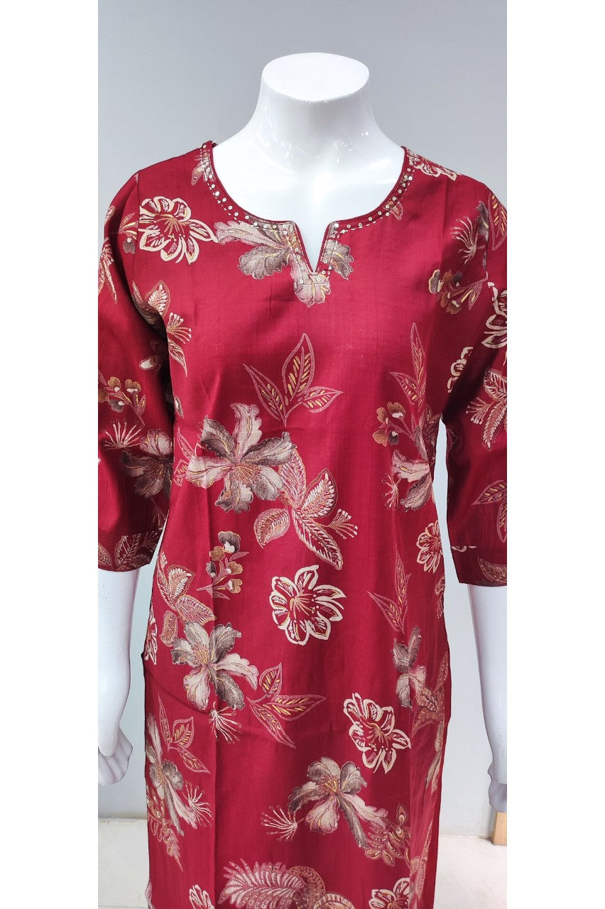 Casual Wear Kurti Set paired with Chiffon Dupatta